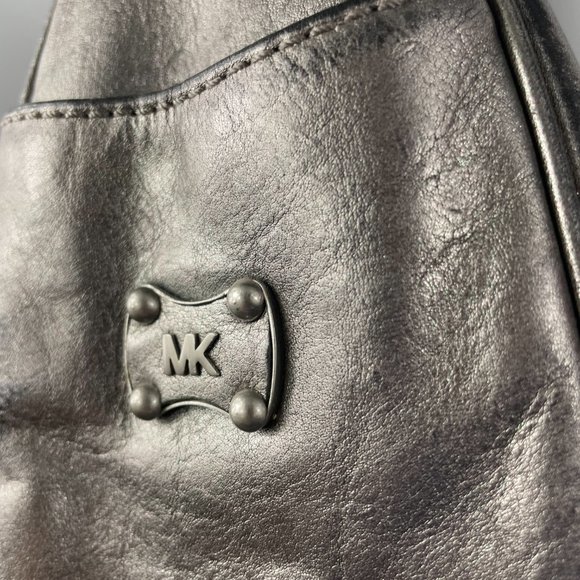 MICHAEL Michael Kors Silver Hobo Bag - Picture 4 of 14